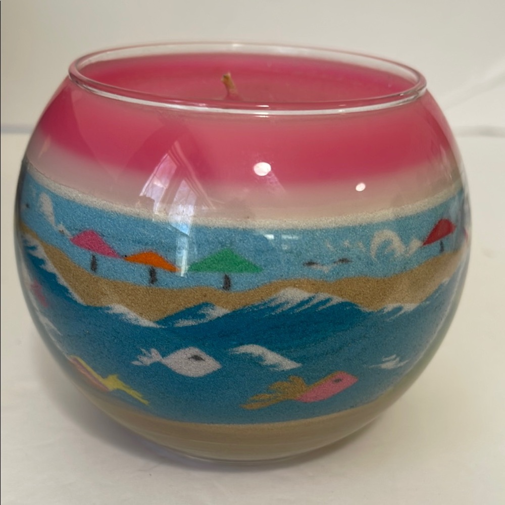 PICTURESQUE SCENE OF OCEAN ON CANDLE NWOT
